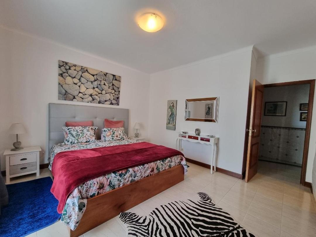 Apartmento Praia Da Dona Ana Lagos Dış mekan fotoğraf
